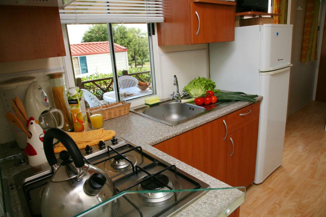 Mobile Homes Comfort Capri Bijela Uvala Mugeba Bagian luar foto